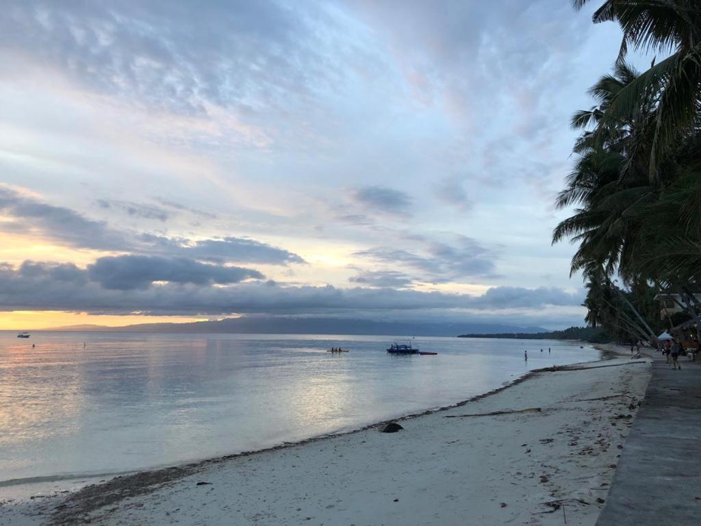 Sea View Resort Siquijor Extérieur photo